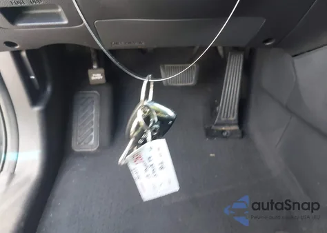 2017 Hyundai Santa Fe Sport 2.4L from USA, damaged, VIN 5NMZU3LB2HH014729